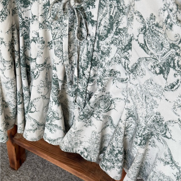 Umgee Green and Cream Patterned Dress - Picture 6 of 6